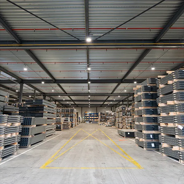 Verlichting voor magazijn en logistiek